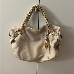 Elegant Cream Leather Shoulder Bag